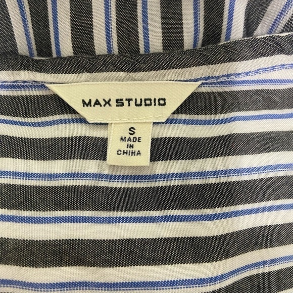 Max Studio women's small oversized drop shoulder v neck short sleeve button down - Picture 7 of 7